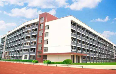 广西桂林商贸旅游技工学校 探索复合型人才培养新路径，为广西软件开发注入新活力